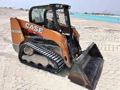 COMPACT TRACK LOADER (CASE CONSTRUCTION)