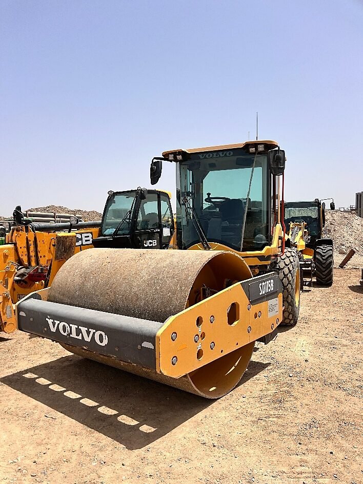 SOIL COMPACTOR (VOLVO)