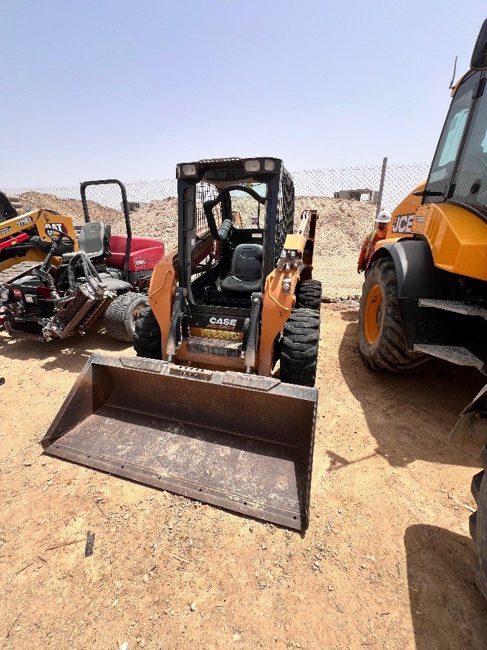 SKID LOADER (CATERPILLAR)