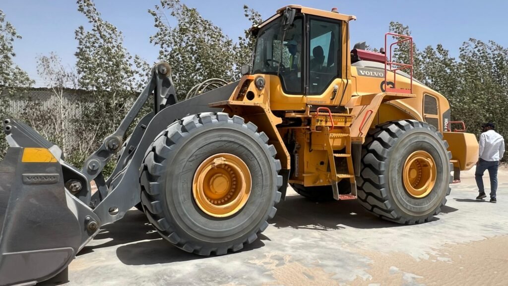 WHEEL LOADER (VOLVO)